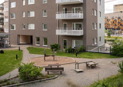 Focken, Västerås, hyreslägenheter, Öster Mälarstrands Allé, lekplats, sandlåda